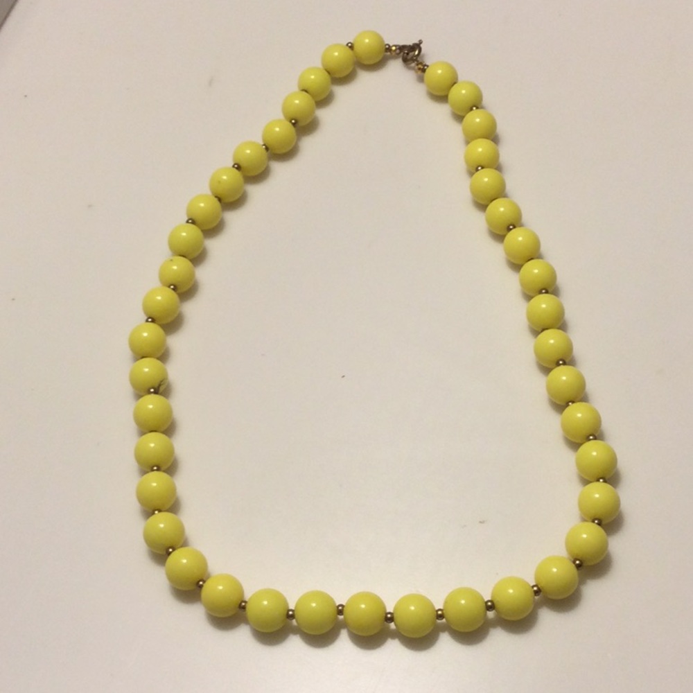 Vintage Yellow Bead Necklace